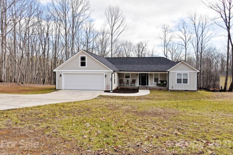 Property image 2 at 2694 Lee Lawing Road, Lincolnton, NC 28092