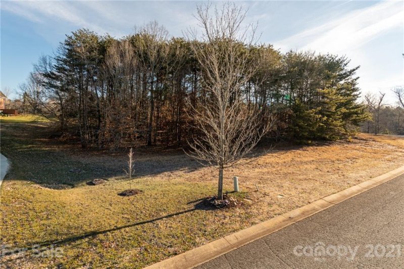 Property image 2 at 104 Habersham Loop, Statesville, NC 28677
