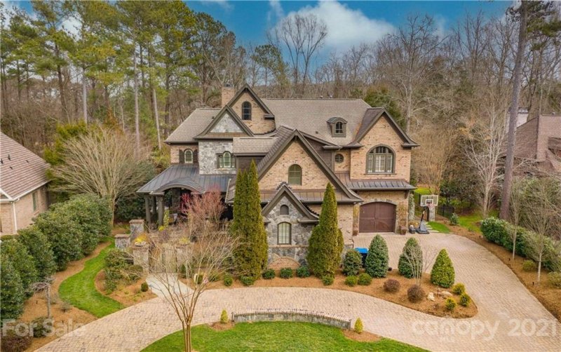 9006 Pine Laurel Drive