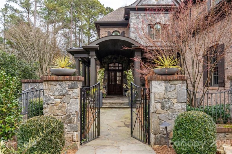 Property image 4 at 9006 Pine Laurel Drive, Matthews, NC 28104