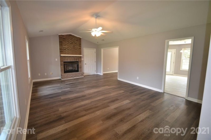 Property image 2 at 1774 Knights Drive, Denver, NC 28037