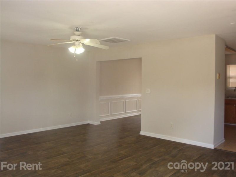 Property image 2 at 5534 Stone Bluff Court, Charlotte, NC 28214