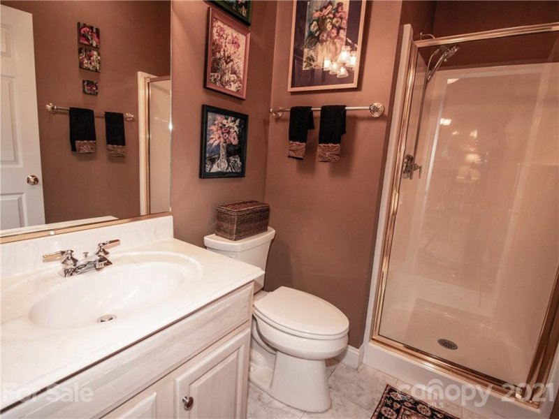 Property image 5 at 102 Silverrod Lane, Asheville, NC 28803