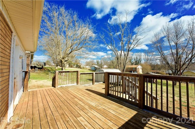 Property image 4 at 1902 Old English Drive, Gastonia, NC 28054