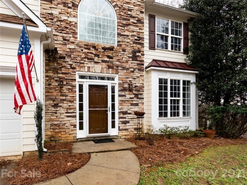 Property image 2 at 14342 Crown Harbor Drive, Charlotte, NC 28278