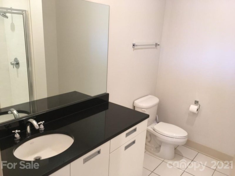 Property image 4 at 1133 Metropolitan Avenue, Charlotte, NC 28204