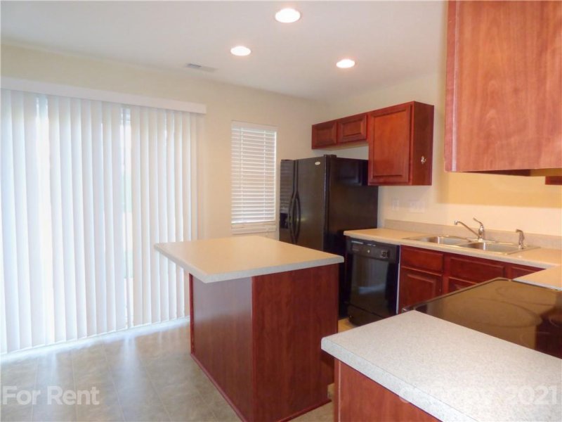 Property image 4 at 3313 Wymering Road, Charlotte, NC 28213