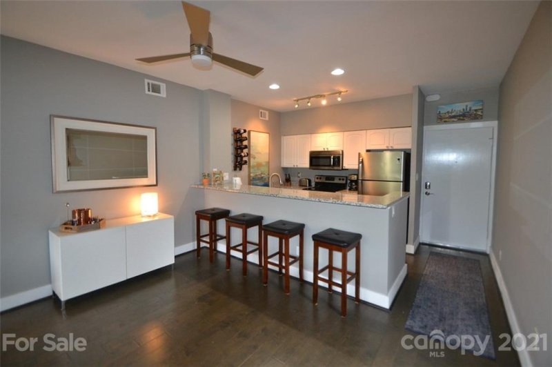 Property image 5 at 224 N Poplar Street, Charlotte, NC 28202