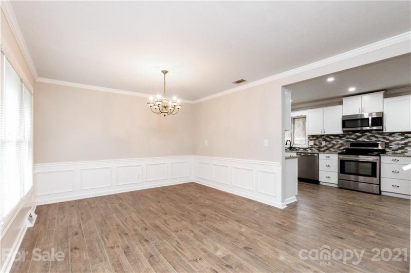 Property image 3 at 13423 Idlefield Lane, Matthews, NC 28105