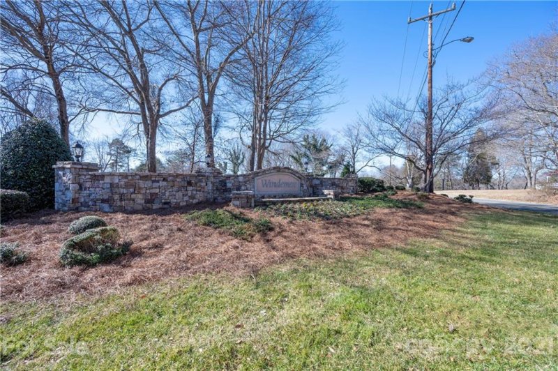 Property image 2 at 194 Windemere Isle Road, Statesville, NC 28677