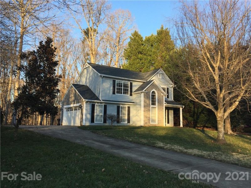 Property image 2 at 16230 Amber Field Drive, Huntersville, NC 28078