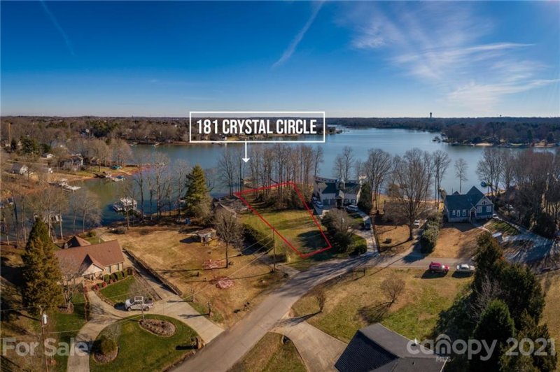 Property image 2 at 181 Crystal Circle, Mooresville, NC 28117