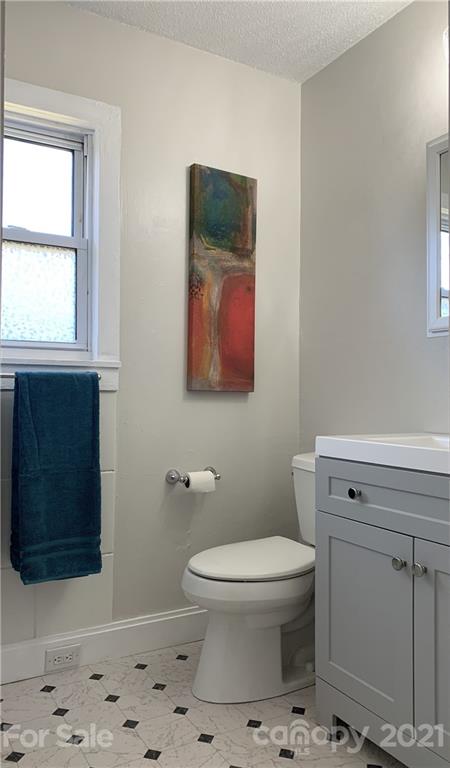 Property image 4 at 405 Caribou Road, Asheville, NC 28803