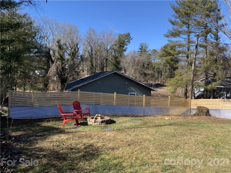 Property image 5 at 405 Caribou Road, Asheville, NC 28803