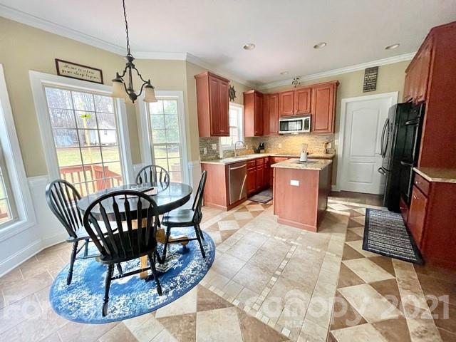 Property image 3 at 117 Winding Creek Drive, Troutman, NC 28166