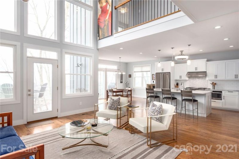 Property image 2 at 8 Tranquil Forest Way, Asheville, NC 28804