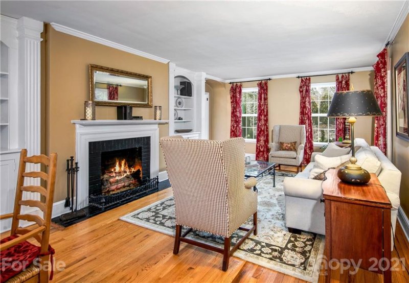 Property image 3 at 253 Country Club Road, Asheville, NC 28804