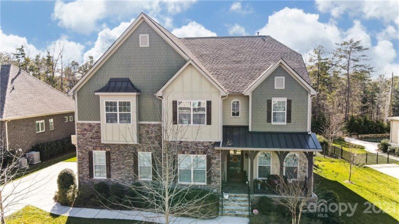 Property image 2 at 658 Zinnia Way, Tega Cay, SC 29708