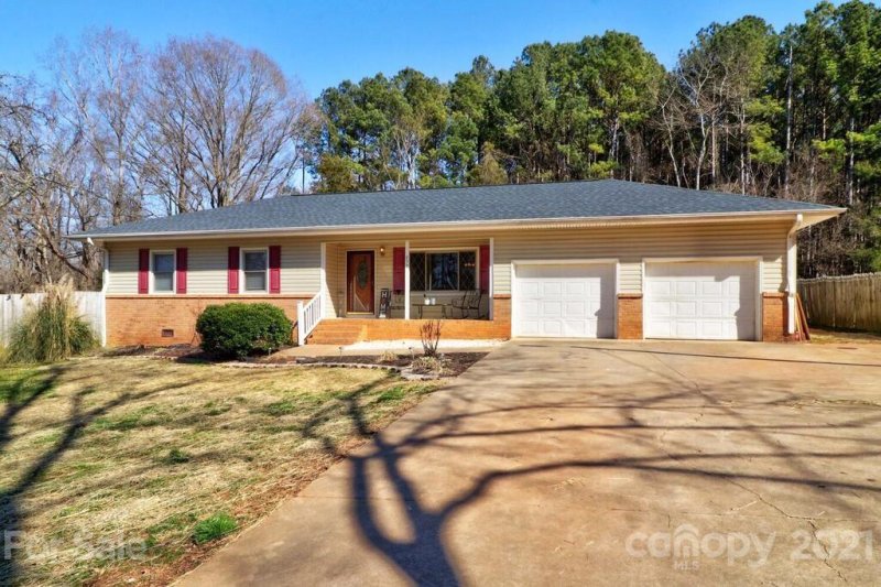 Property image 2 at 255 Lois Lane, Salisbury, NC 28147