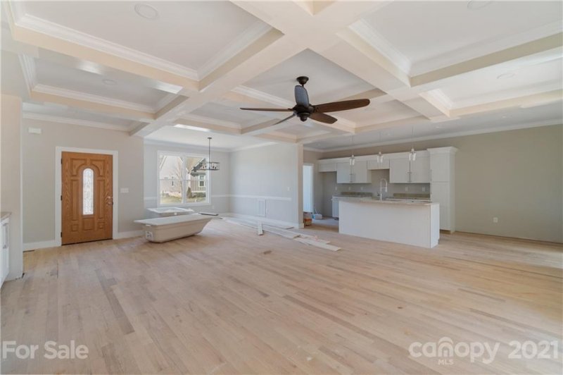 Property image 5 at 3912 13th Street, Hickory, NC 28601