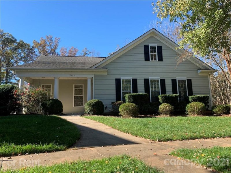 13016 Park Crescent Circle
