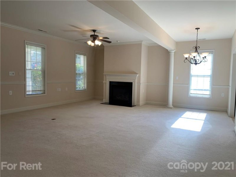 Property image 3 at 13016 Park Crescent Circle, Pineville, NC 28134