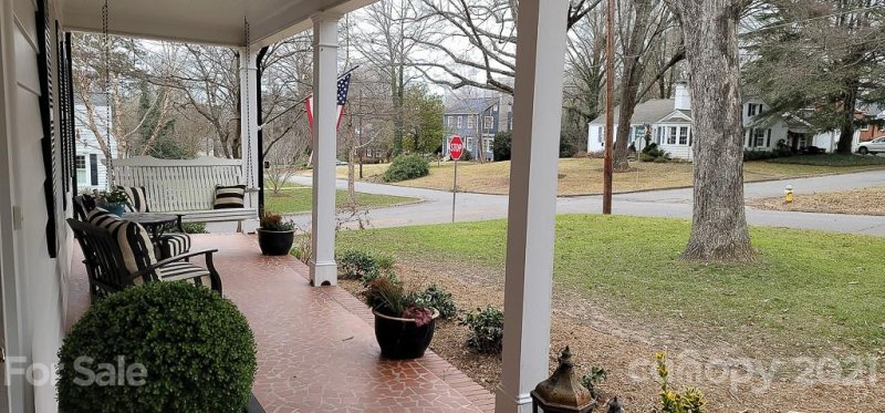 Property image 2 at 931 5th Avenue, Hickory, NC 28601