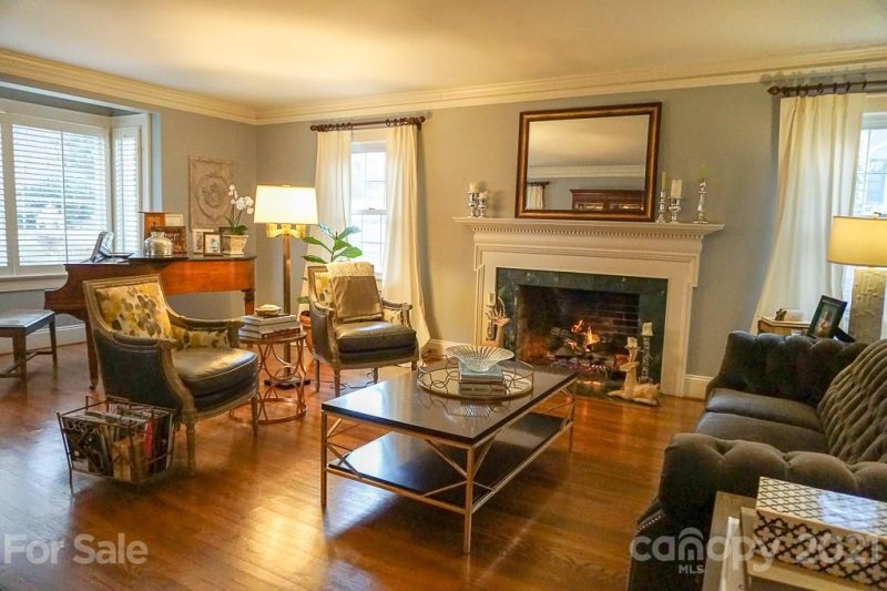 Property image 5 at 931 5th Avenue, Hickory, NC 28601