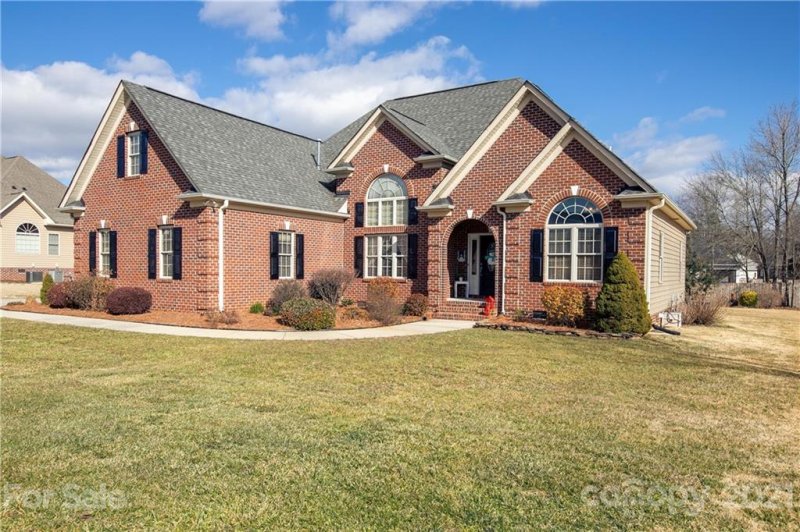 Property image 2 at 105 Chappie Drive, Mount Holly, NC 28120