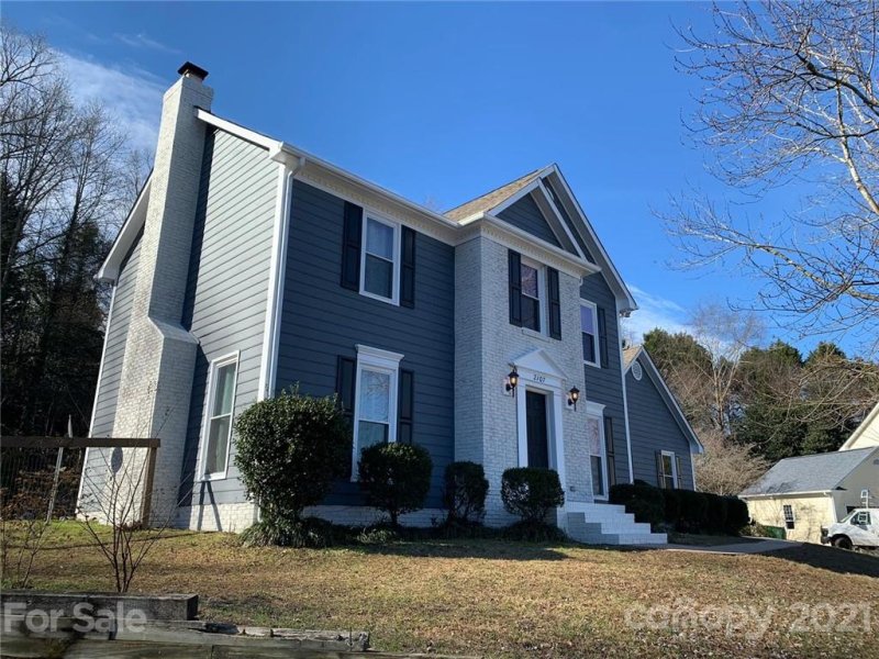 Property image 2 at 2107 Long Ridge Lane, Charlotte, NC 28214