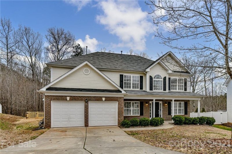 Property image 2 at 5232 Sunriver Road, Gastonia, NC 28054