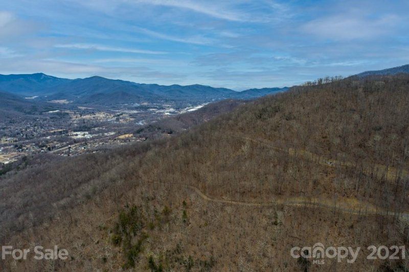 Property image 5 at 385 High Hickory Trail, Swannanoa, NC 28778