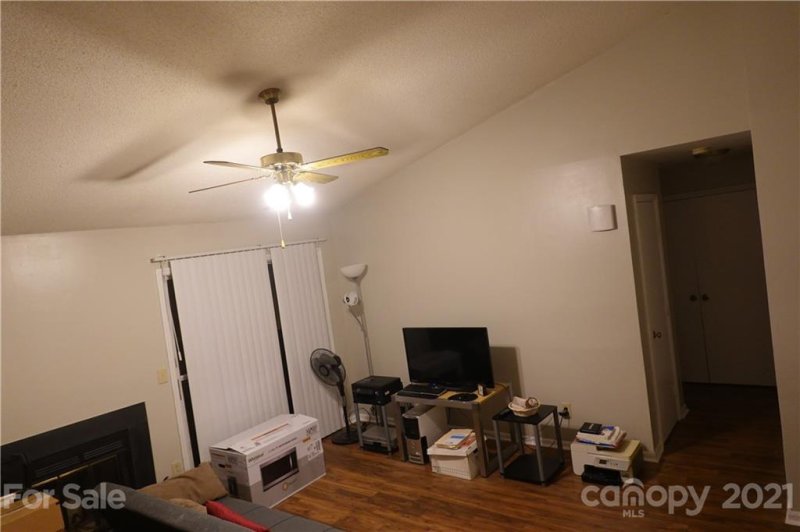 Property image 3 at 9623 Vinca Circle, Charlotte, NC 28213