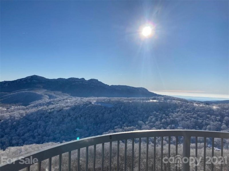 Property image 5 at 303 Sugar Top Drive, Sugar Mountain, NC 28604