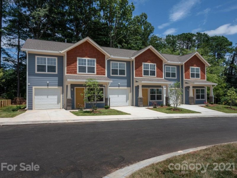 1053 Baldwin Commons Drive