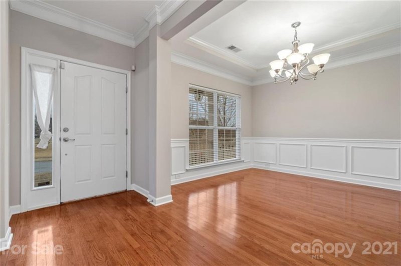 Property image 4 at 406 Sheltered Cove Court, Fort Mill, SC 29708