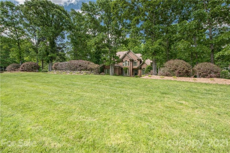 Property image 2 at 8224 Lake Providence Drive, Weddington, NC 28104