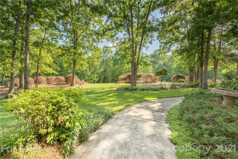 Property image 5 at 8224 Lake Providence Drive, Weddington, NC 28104