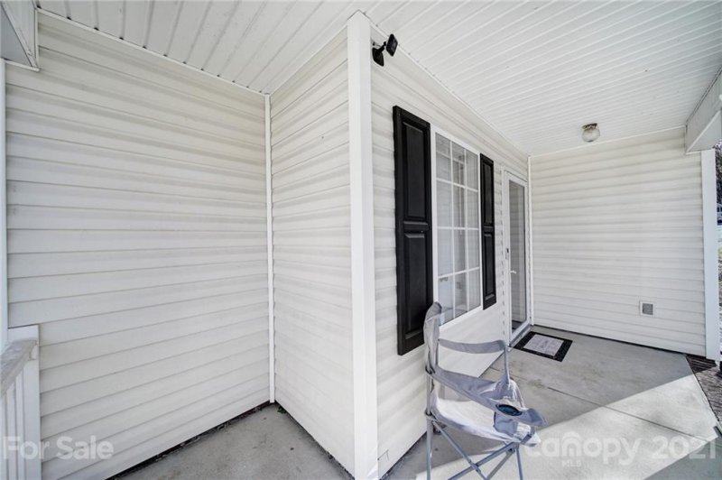 Property image 3 at 2111 Lauren Elizabeth Court, Charlotte, NC 28214