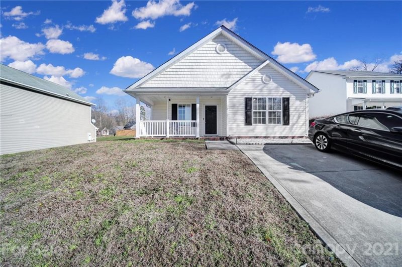 Property image 4 at 2111 Lauren Elizabeth Court, Charlotte, NC 28214