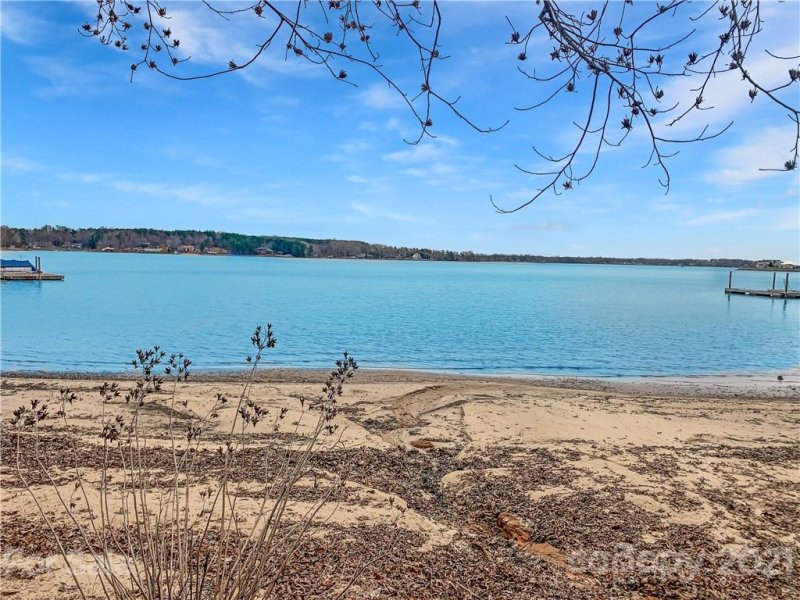 Property image 5 at 4960 Surfwood Drive, Sherrills Ford, NC 28673