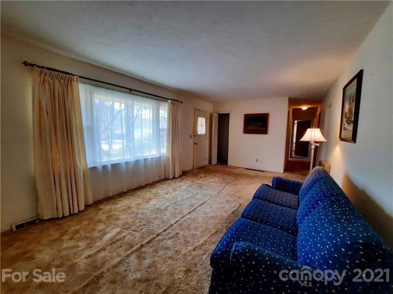 Property image 4 at 203 Moody Street, Hendersonville, NC 28739