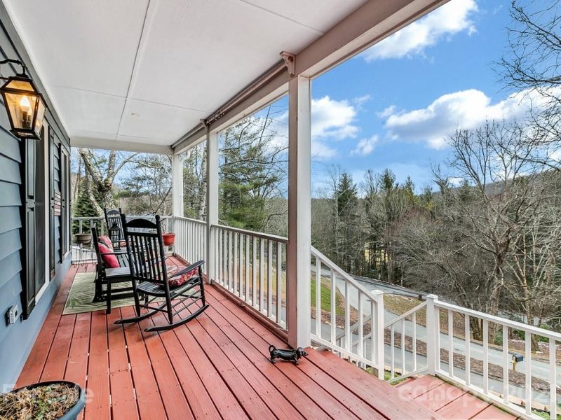 Property image 5 at 15 Moriah Lane, Asheville, NC 28803