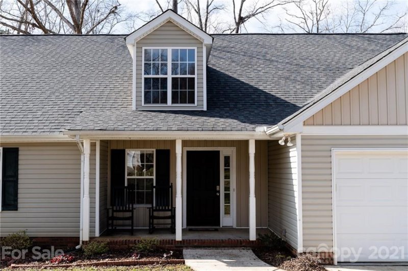 Property image 5 at 2013 Forget Me Not Lane, Wingate, NC 28174