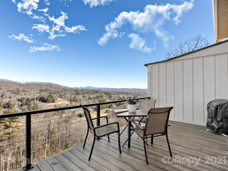 Property image 5 at 512 Davis Mountain Road, Hendersonville, NC 28739