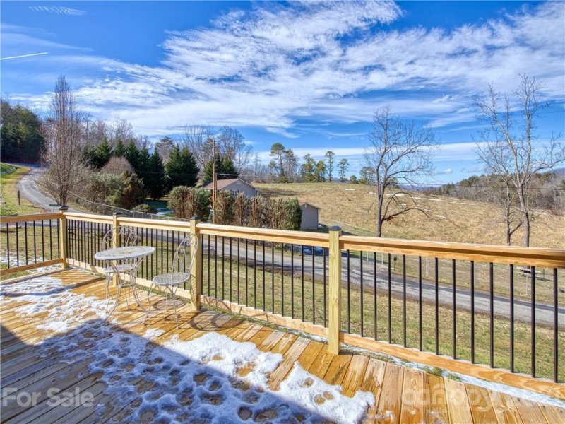 Property image 3 at 11 Peaceful Lane, Clyde, NC 28721