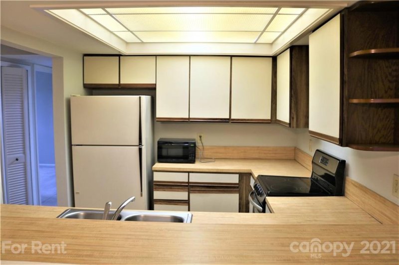 Property image 5 at 1847 J Julian Lane, Charlotte, NC 28208