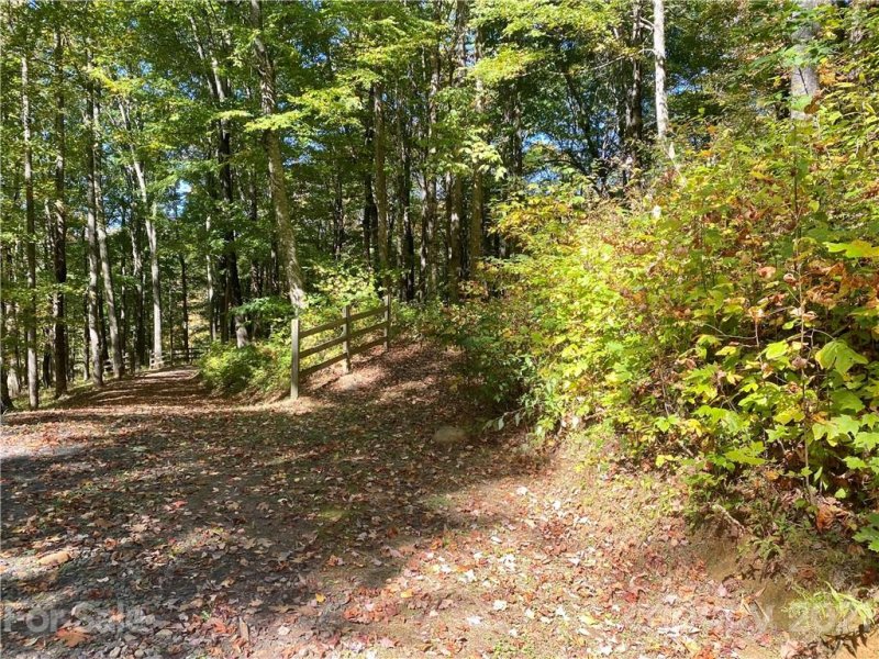 Property image 2 at 50 Bens Bend, Bakersville, NC 28705