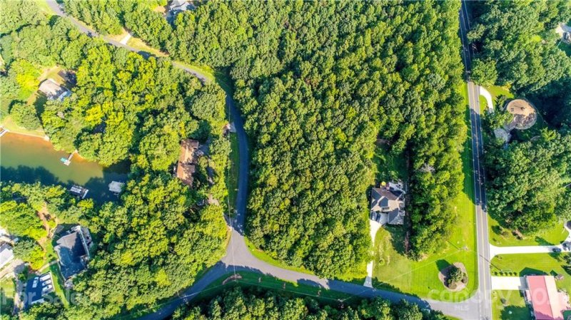 Property image 2 at 7230 Static Way, Sherrills Ford, NC 28673