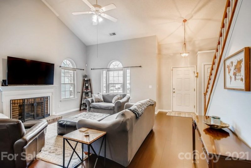 Property image 5 at 8803 Cedar Run Way, Charlotte, NC 28273